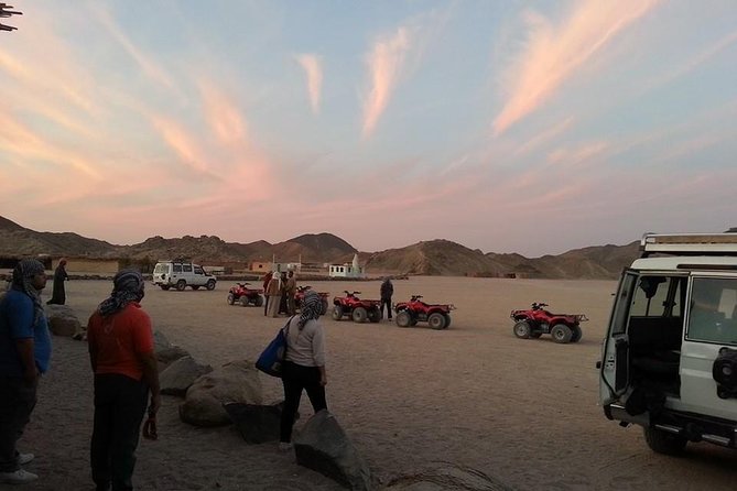 Safari quad, jeep, camel ride, show and dinner Hurghada - Who will enjoy this Hurghada safari most