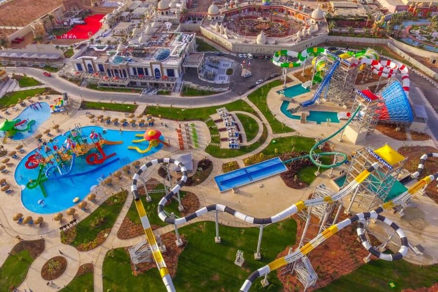 Sharm El-Sheikh: Albatros Aqua Park with Lunch & Transfers - Getting inside the park