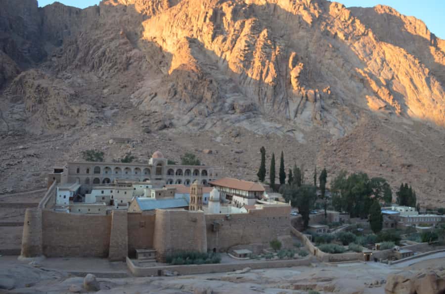 Sharm El Sheikh: Saint Catherine's Monastery Private Tour - The library and its extra fee