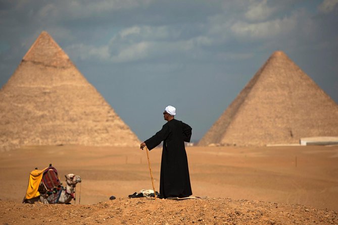 Sightseeing Day Tour to Pyramids, Egyptian Museum and Bazaar from Giza or Cairo - Lunch and the optional koshari stop