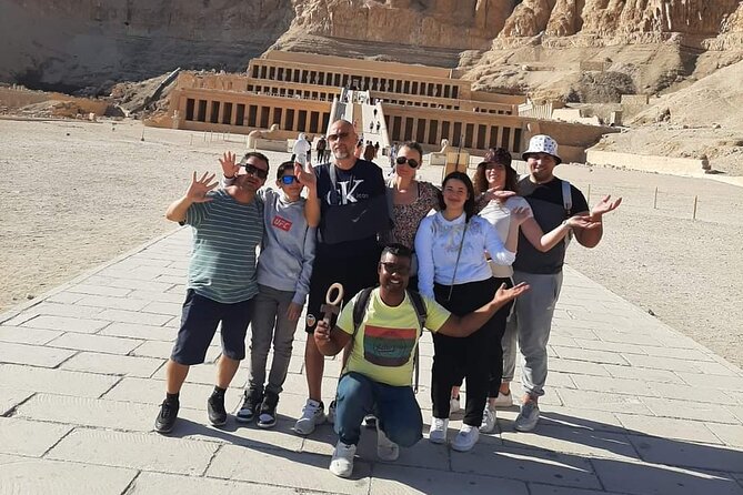 Small Group Guided Tour of Luxor from Hurghada - Karnak Temple: begin with Egypt on a grand scale