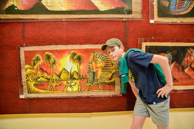 Small group Hurghada to Luxor, Valley of the Kings by Van - Lunch and the Nile Crossing