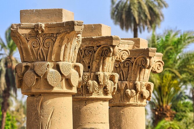 Small Group Tour from El Gouna to Luxor - A short stop at the Colossi of Memnon