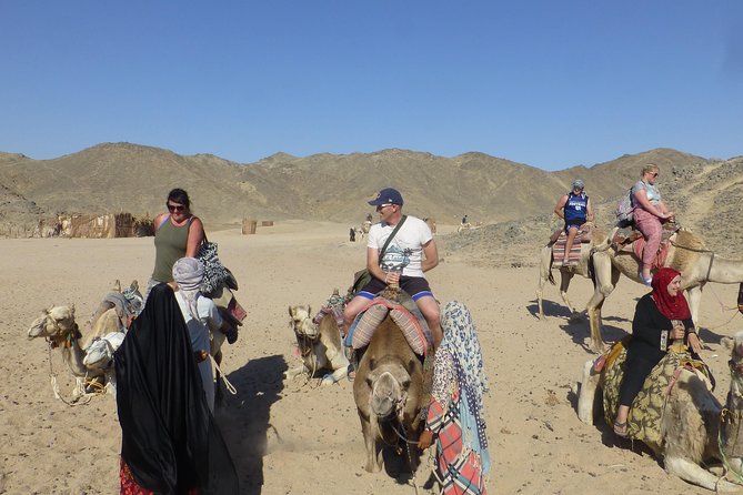 Stargazing Excursion In Hurghada with Jeep 4WD and BBQ - Meeting the village and drinking Bedouin tea