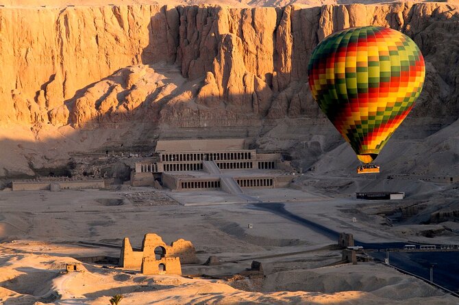 Sunrise Hot Air Balloon Over the Historical sites in Luxor - The 3:15 am pickup and crossing to the West Bank