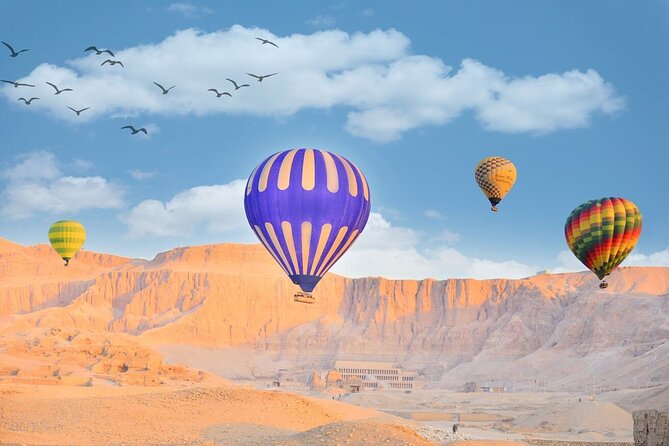 Sunrise Hot Air Balloon Over the Historical sites in Luxor - What the $75 price really buys
