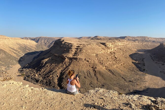 Sunset Luxury Experience to Dry Canyon Wadi Belli - Barbecue Dinner After Twilight