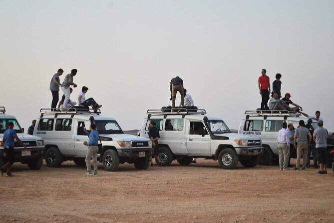 Sunset Safari trip by Jeep - Buffet dinner in a Bedouin-style camp