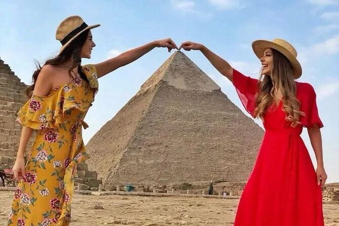 The Giza Pyramids, the Great Sphinx, and Local Lunch. - Key details before you book