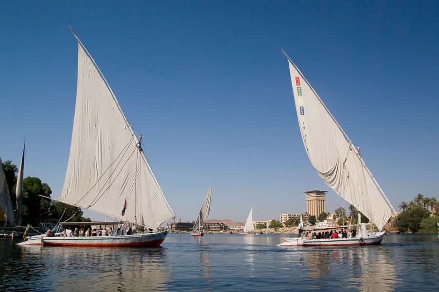 The Nile: Felucca Ride with Meal and Transfers - Sailing the Nile, with or without wind