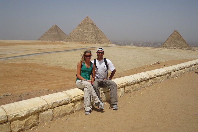 Top Attractions Tour in Giza Pyramids And Horse carriage With panoramic view - Khafre’s Pyramid and the Sphinx Temple