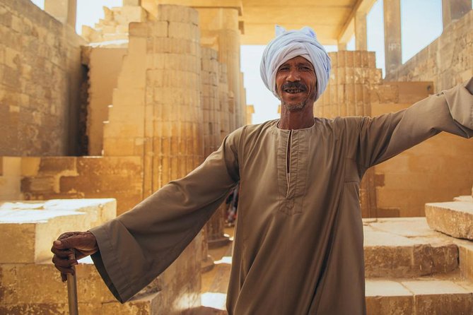 Tour to Giza Pyramids and The Egyptian Museum - The guide can make or break the day