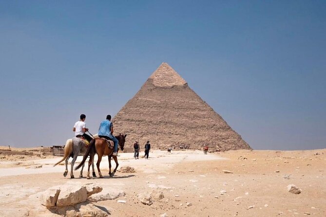 Tour to Giza pyramids Sphinx with local guide - Meeting the Great Sphinx