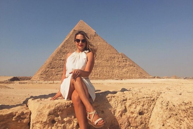 Tour to great pyramids of Giza, Sphinx & shopping tour with lunch - Egyptian oils and papyrus after the monuments