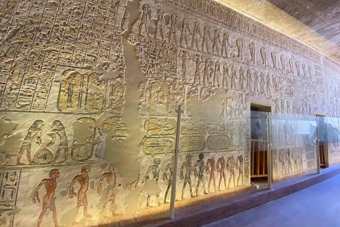 Tour to Luxor from Hurghada - The Valley of the Kings and the tombs underground