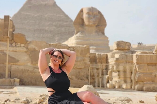 Tour to the Giza Pyramids,Sphinx,Egyptian Museum , Khan elKhalili - Lunch with kofta, kebabs, and a pyramid view