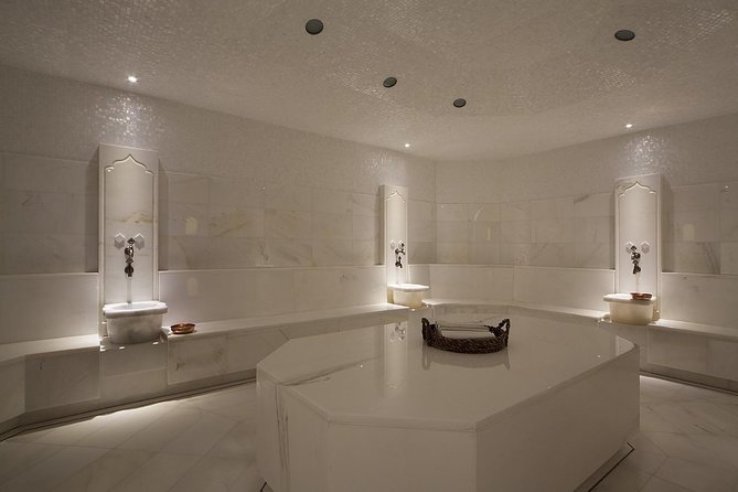 Turkish Bath Hammam Jacuzzi Sauna Steam With Transfer - Hurghada - Entering the hammam and starting the ritual