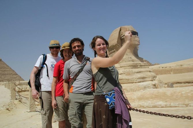 Unbeatable tour (Giza Pyramids,Sphinx,Sakkara,Memphis) - Why this private Cairo day works