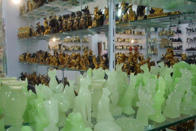 VIP Shopping Private Tour Papyrus Perfume Bazaars and Cotton - What the praise tells you, and what the complaint warns you about