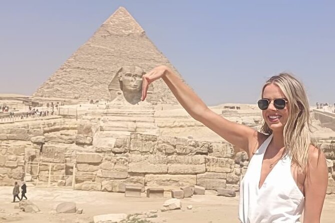 Your VIP Giza Tour: Pyramids, Camels & Authentic Egyptian food - Koshari, coffee, and a taste of modern Egypt